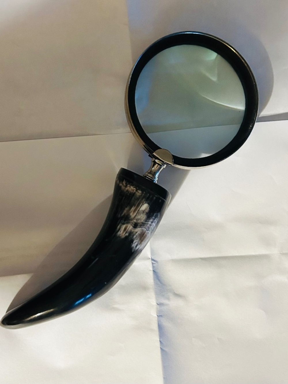 Decorative Magnifying Glass